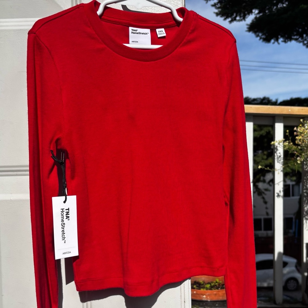 XXS Aritzia TNA HomeStretch in Flashing Red
